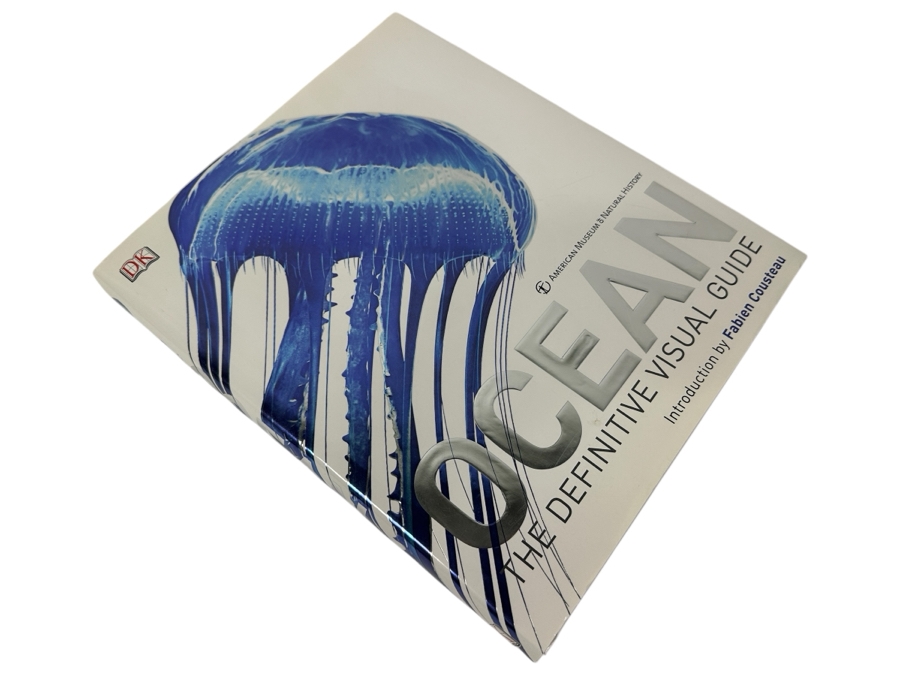 Hardcover Coffee Table Book Ocean The Definitive Visual Guide Retails $50