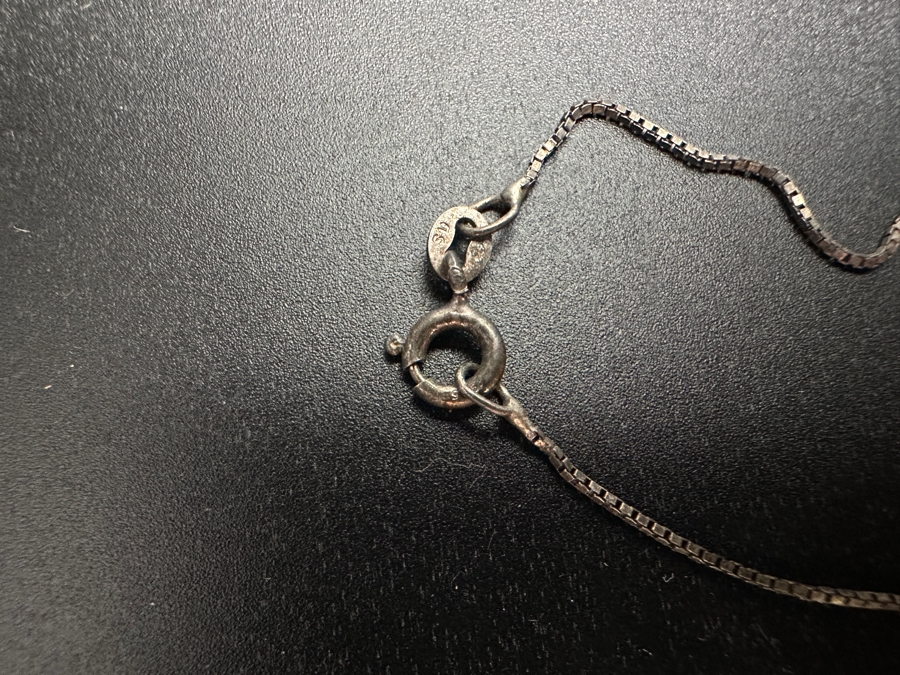 Just Added - Sterling Silver Crystal Pendant With 25' Sterling Silver Chain Necklace 6.7g [Photo 7]