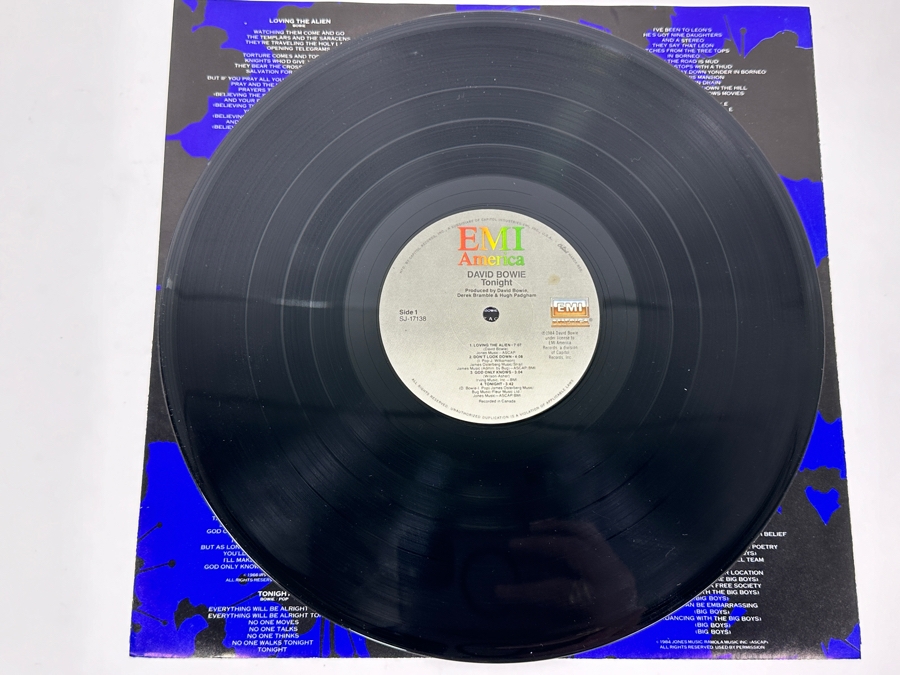 David Bowie - Tonight EMI America Records - SJ-17138 - 1984 Vinyl Record [Photo 3]