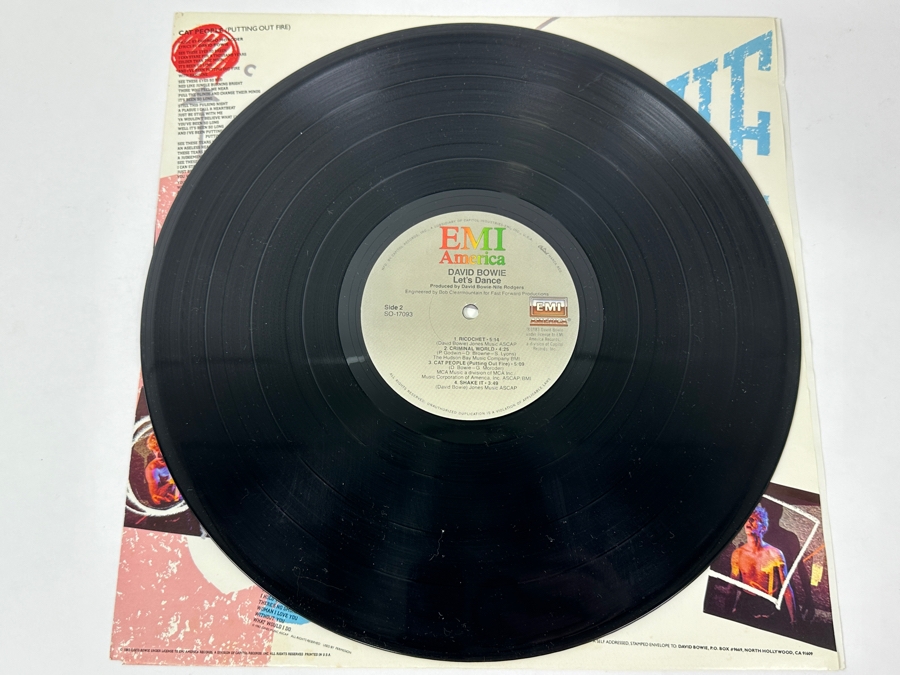 David Bowie - Let's-Dance EMI America, SO-17093, 1983 Vinyl Record [Photo 4]