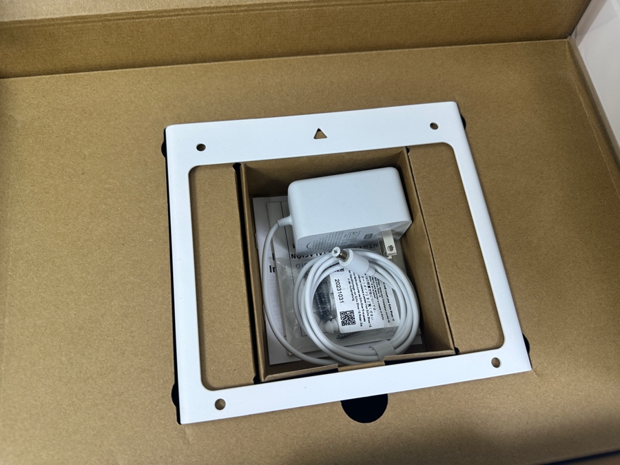 Just Added - New Echo Show Device With A Black Screen And White Bezel 16 X 10 [Photo 4]