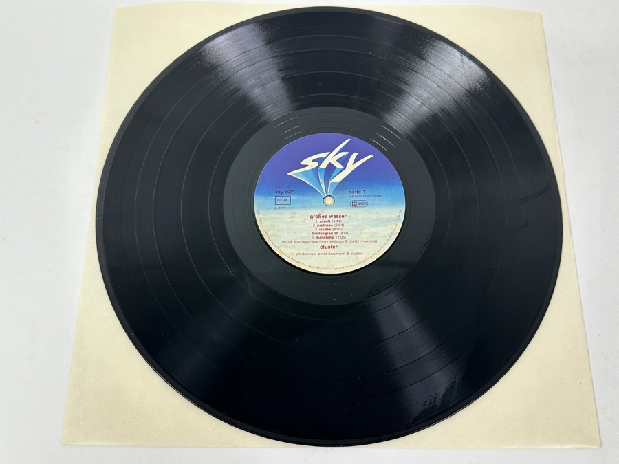 Cluster - Grosses Wasser - Sky Records Sky 027 1979 Cover Art By Moebius Vinyl Record [Photo 4]