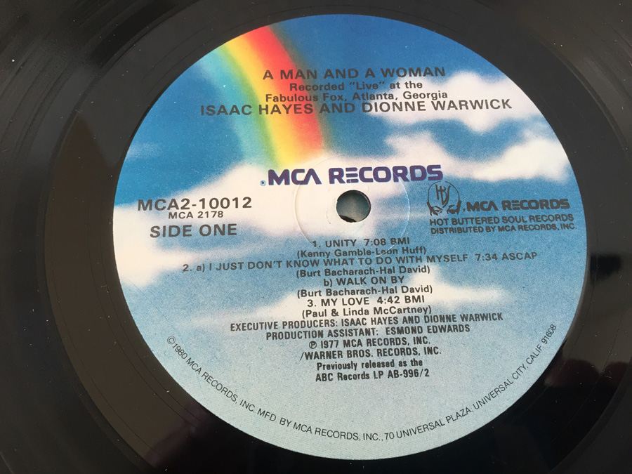 Isaac Hayes And Dionne Warwick ‎- A Man And A Woman - MCA Records ‎- MCA2-10012 [Photo 4]