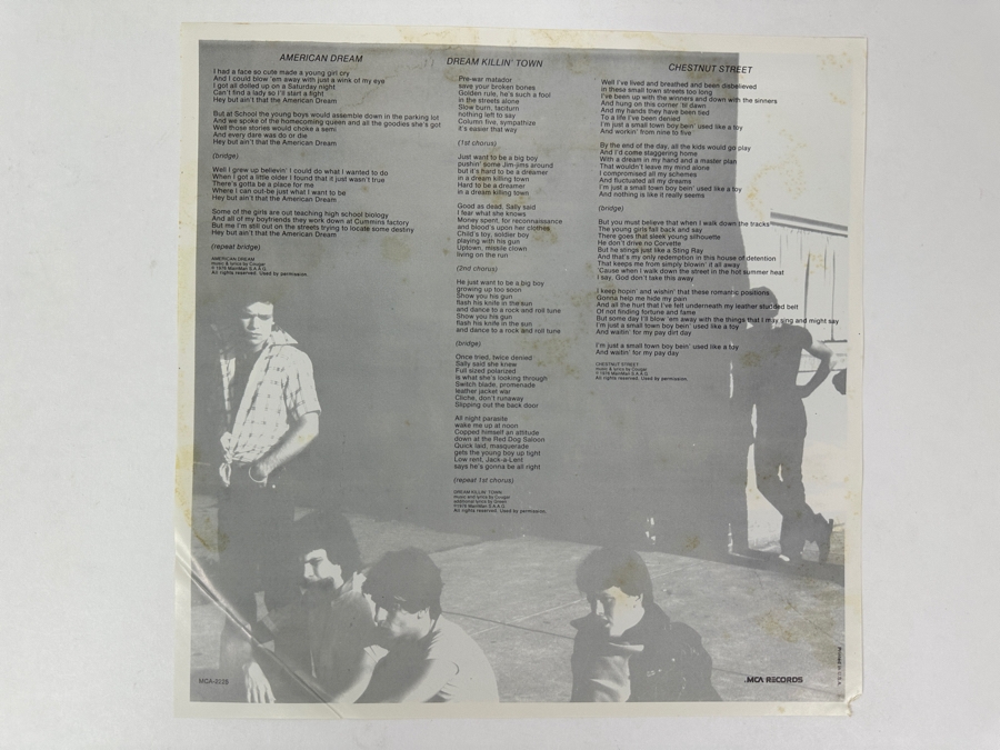 Johnny Cougar - Chestnut Street Incident - MCA Records MCA-2225 1976 Vinyl Record [Photo 5]