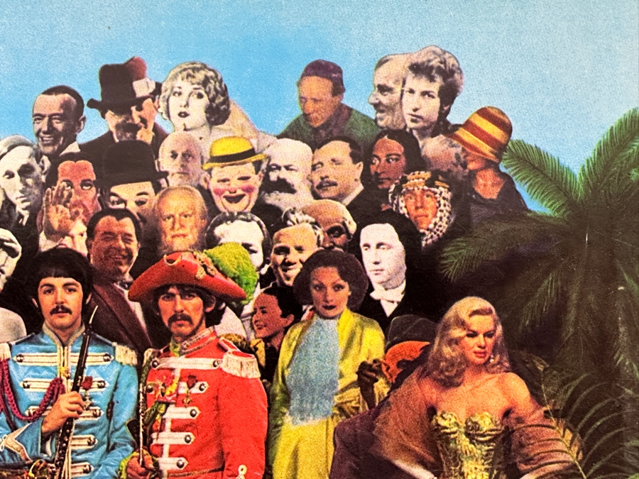 The Beatles - Sgt. Pepper's Lonely Hearts Club Band - Iconic Album Cover With Many Famous Figures - Capitol Records SMAS-2653 1967 Vinyl Record [Photo 6]