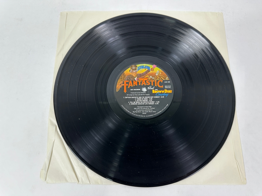 Elton John - Captain Fantastic And The Brown Dirt Cowboy. MCA Records, MCA-2142, 1975. Vinyl Record [Photo 11]