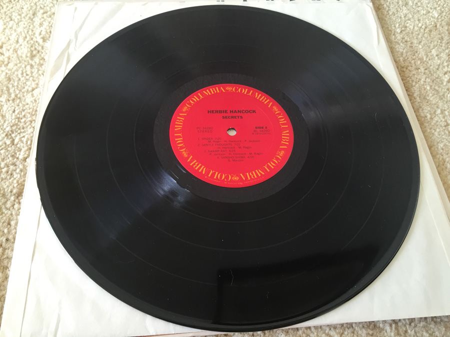 Herbie Hancock ‎- Secrets - Columbia ‎- PC 34280 [Photo 5]