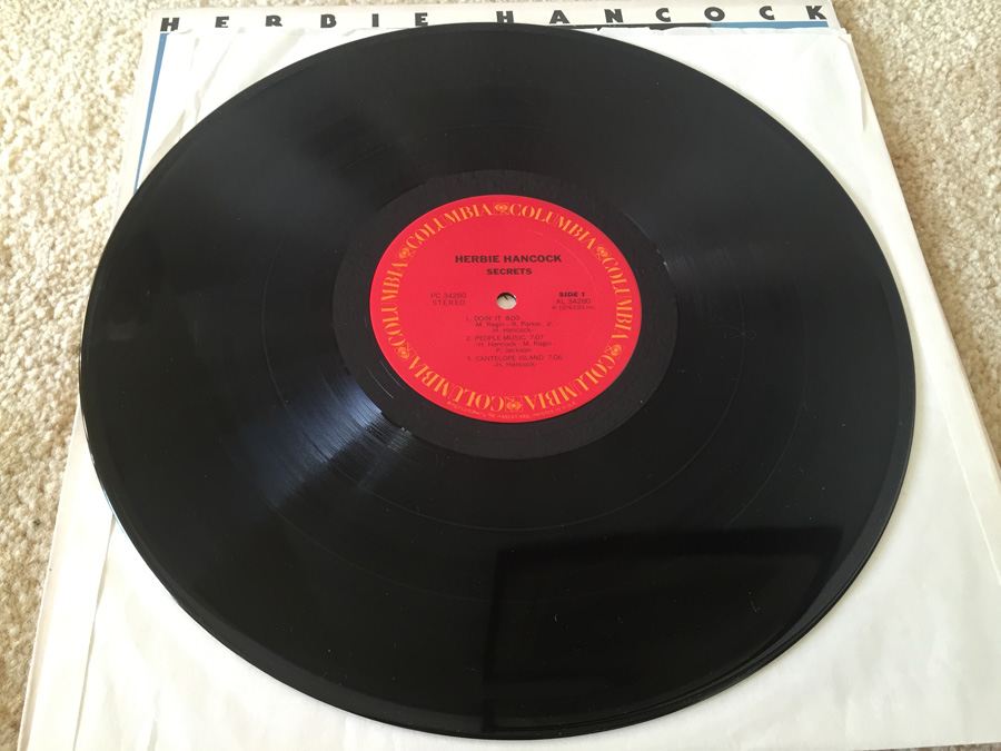 Herbie Hancock ‎- Secrets - Columbia ‎- PC 34280 [Photo 3]
