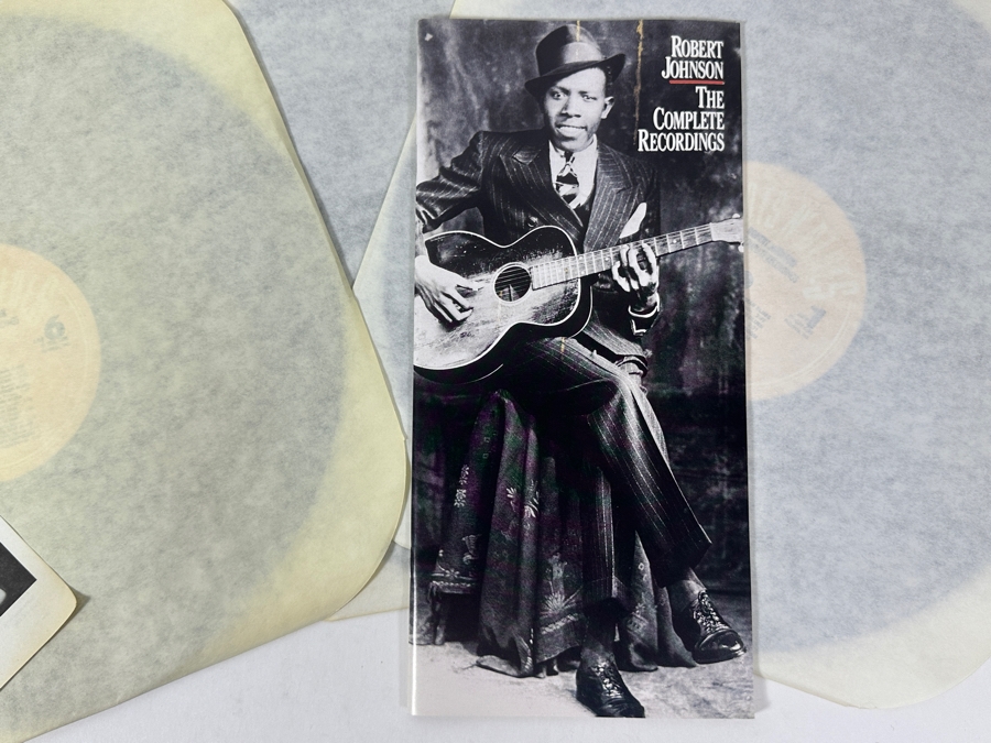 Robert Johnson - The Complete Recordings, Roots 'N Blues, C3 46222, 1990, 3-Record Box Set Vinyl Record [Photo 5]