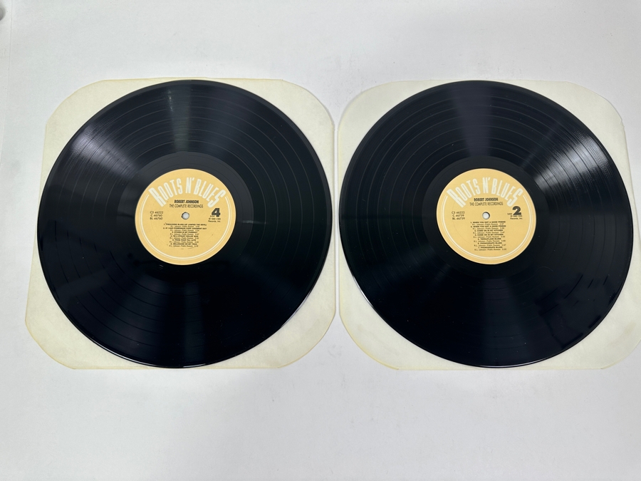 Robert Johnson - The Complete Recordings, Roots 'N Blues, C3 46222, 1990, 3-Record Box Set Vinyl Record [Photo 10]