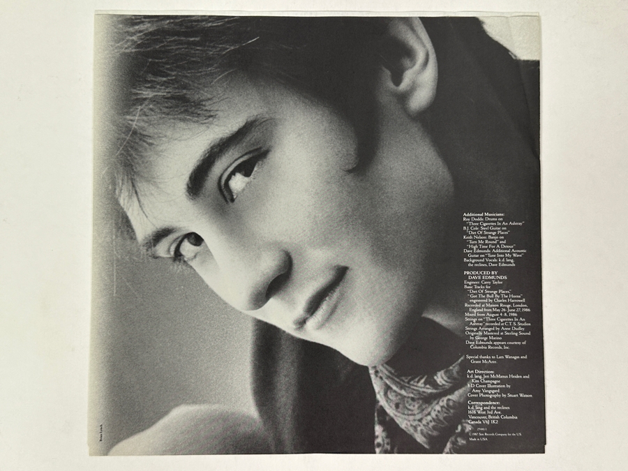 K.D. Lang And The Reclines - Angel With A Lariat Sire 1-25441 1987 Vinyl Record [Photo 5]
