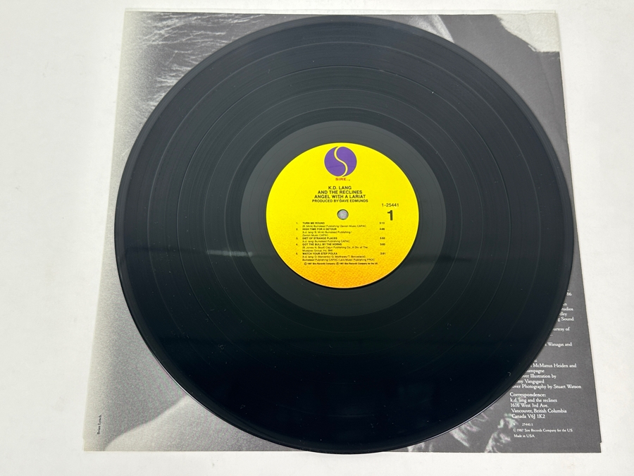 K.D. Lang And The Reclines - Angel With A Lariat Sire 1-25441 1987 Vinyl Record [Photo 3]