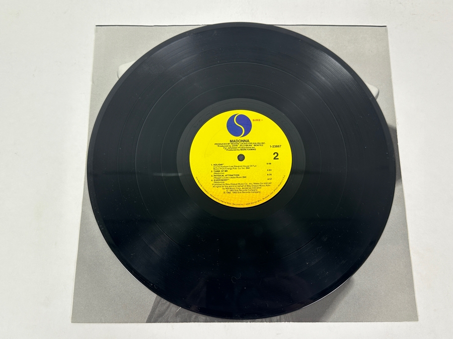 Madonna - Madonna Sire Records, 1-23867, 1983 Vinyl Record [Photo 4]