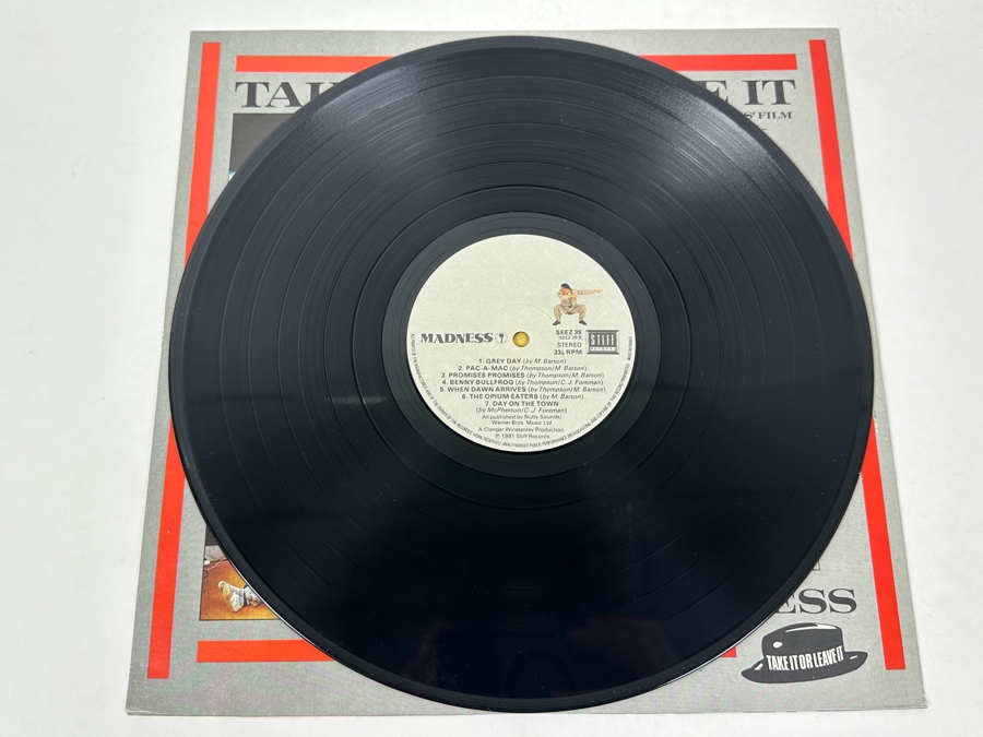Madness - 7 Stiff Records SEEZ 39 1981 Vinyl Record [Photo 4]