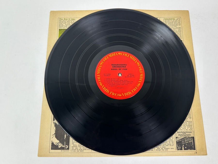 Mahavishnu Orchestra - Birds Of Fire Columbia KC 31996 1973 Vinyl Record [Photo 3]