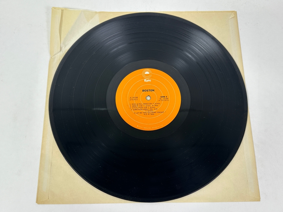 Boston - Boston, Featuring Iconic Sci-Fi Art Of Flying Saucers And An Exploding Planet, Epic Records, JE 34188, 1976 Vinyl Record [Photo 4]