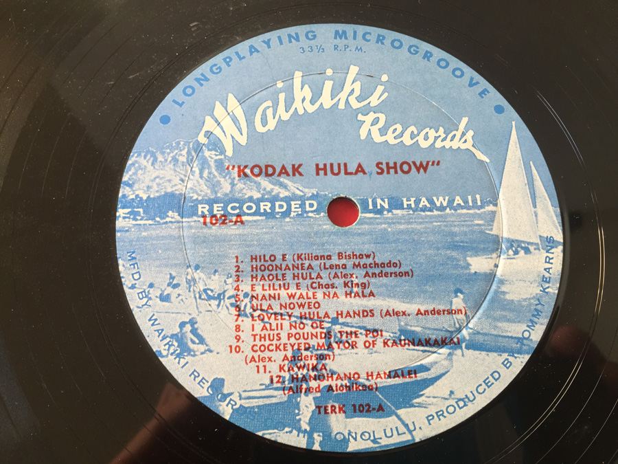 Louise Akeo And Louise Akeo And Her Royal Hawaiian Girls ‎- The Kodak Hula Show - Waikiki Records - LP-102 [Photo 6]