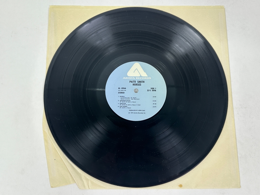 Patti Smith - Horses Arista AL 4066 1975 Vinyl Record [Photo 3]