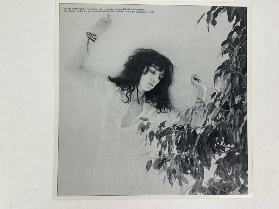 Patti Smith Group - Wave Arista AB 4221 1979 Vinyl Record [Photo 3]