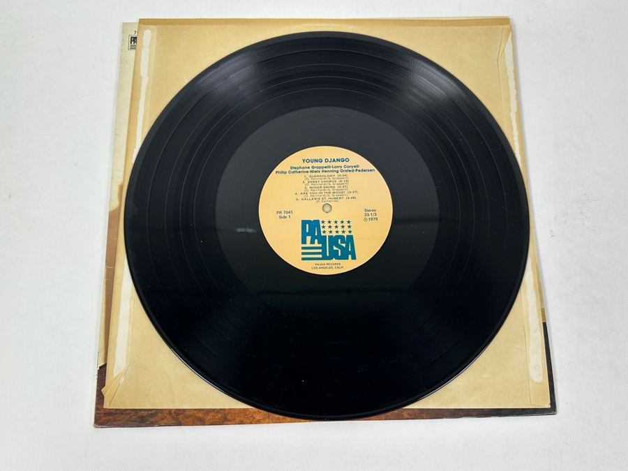 Stephane Grappelli Philip Catherine Larry Coryell Niels-Henning Orsted Pedersen - Young Django, Pablo 7041, 1979 Vinyl Record [Photo 3]
