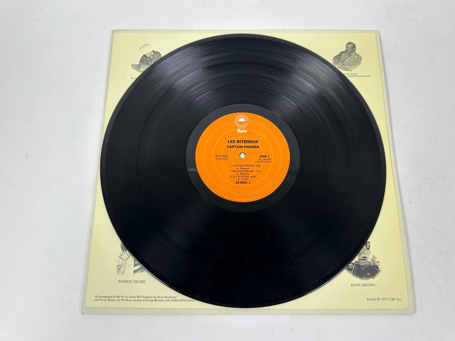 Lee Ritenour - Captain Fingers Epic PE 34426 1977 Vinyl Record [Photo 3]