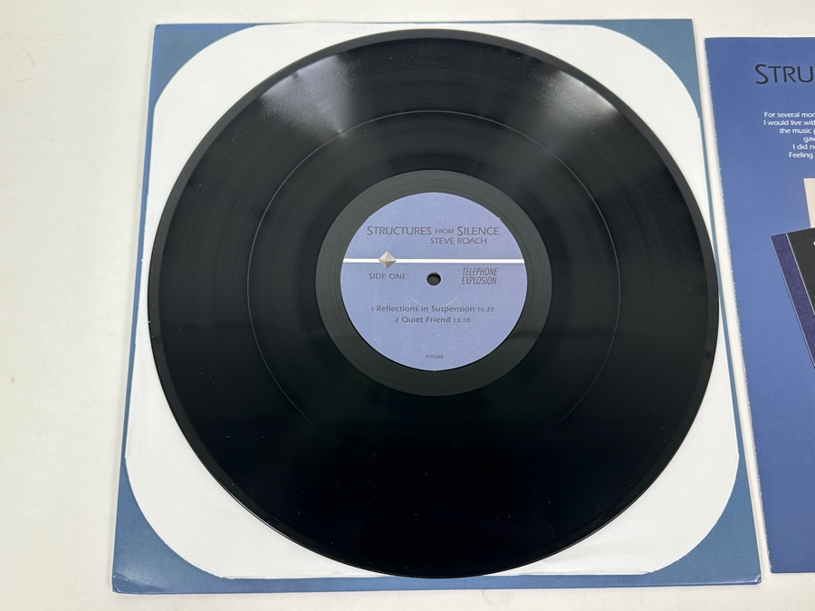 SIGNED Steve Roach - Structures From Silence. Fortuna Records 1984. A Classic Ambient Masterpiece Vinyl Record SIGNED BY ARTIST ON BACK OF ALBUM COVER [Photo 7]