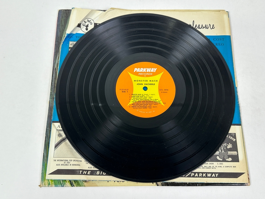 John Zacherle - Monster Mash Parkway P 7018 1962 Vinyl Record [Photo 3]