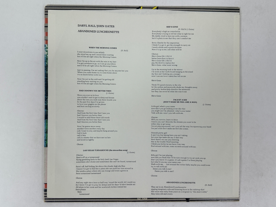 Daryl Hall/John Oates - Abandoned Luncheonette. Atlantic Records. SD 19139 Classic Studio Album Vinyl Record [Photo 3]