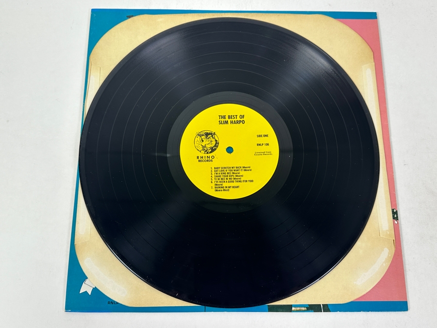 Slim Harpo - The Best Of Slim Harpo - The Original King Bee, Rhino RNLP Number 106, 1984 Vinyl Record [Photo 3]