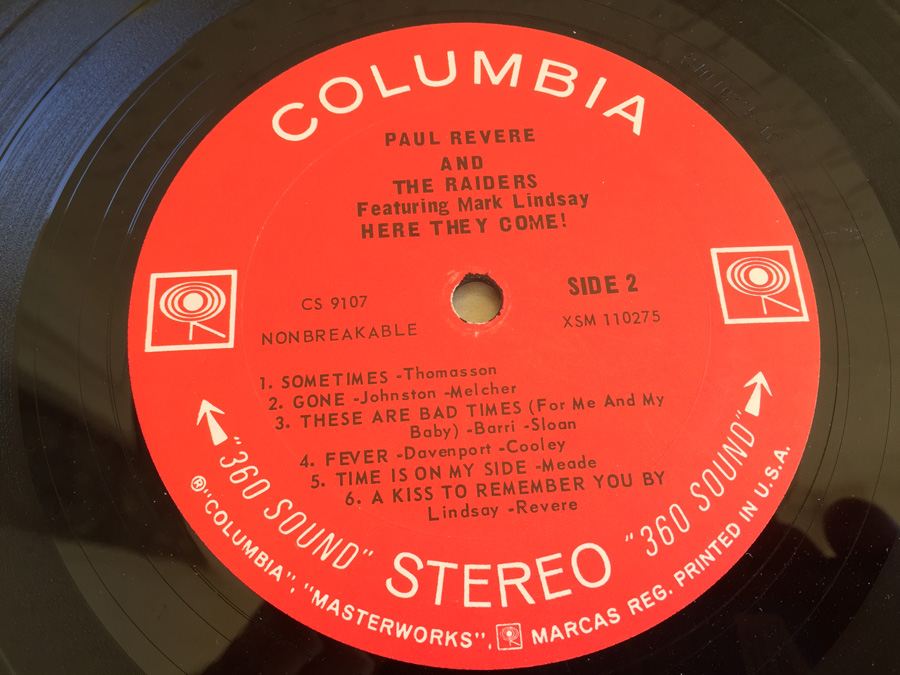 Paul Revere & The Raiders Featuring Mark Lindsay ‎- Here They Come! - Columbia ‎- CS 9107 [Photo 6]