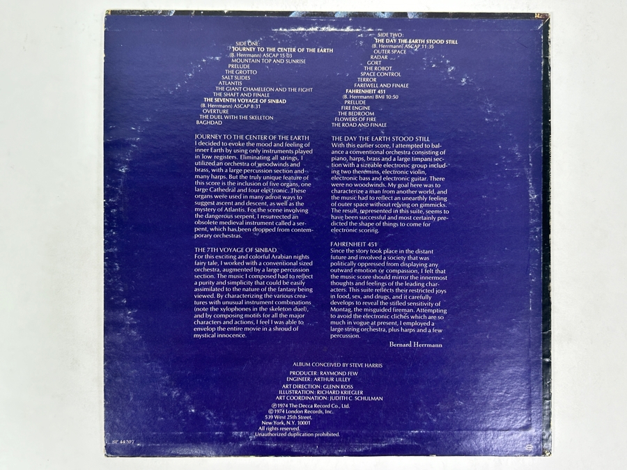 Bernard Herrmann Conducting The National Philharmonic Orchestra - The Fantasy Film World Of Bernard Herrmann. London Phase 4 Stereo [SP 44207] 1973 Vinyl Record [Photo 2]