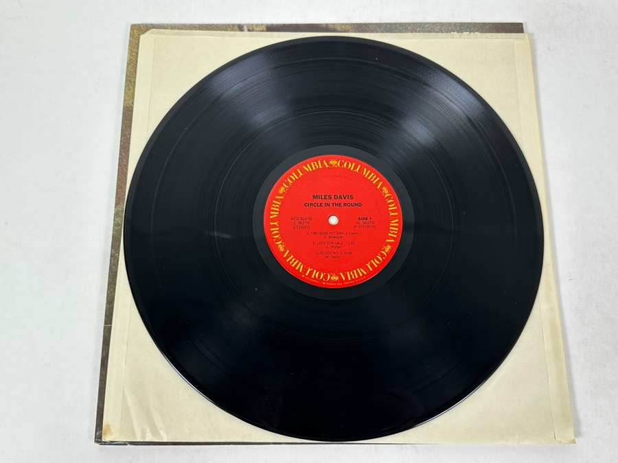 Miles Davis - Circle In The Round (Unreleased Recordings 1965-1970), Columbia, KC2 36279, 1979 2 x Vinyl Record [Photo 5]