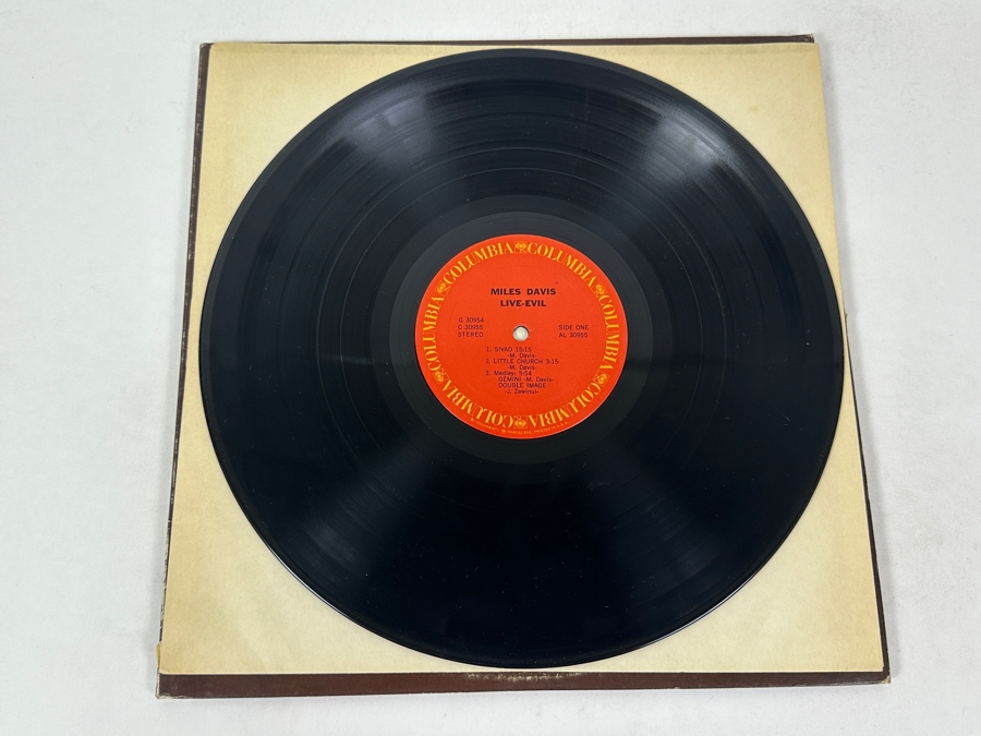 Miles Davis - On The Corner Columbia G 30954 1971 Vinyl Record [Photo 5]