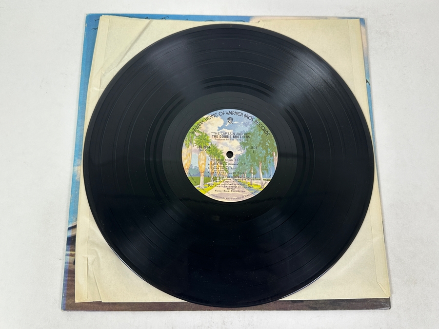 The Doobie Brothers - The Captain And Me, Warner Bros. Records, BS 2694, 1973 Vinyl Record [Photo 4]