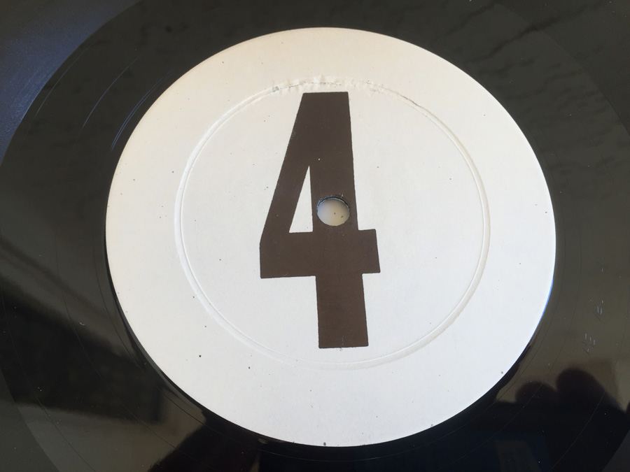 Yes ‎- Live At The Long Beach Arena, Calif. 3/19/74 - Pigs Eye - Unofficial Release - 2 × Vinyl [Photo 6]