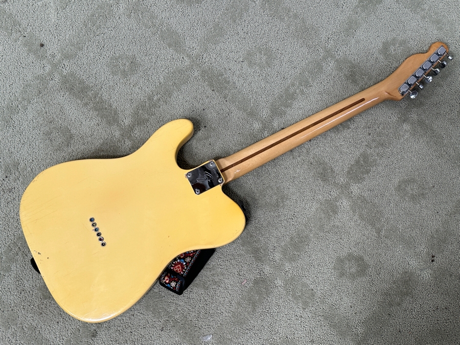 Vintage 1971 Fender Telecaster Electric Guitar, Featuring A Cream Body, White Pickguard, And Maple Fretboard S/N 309179 [Photo 12]