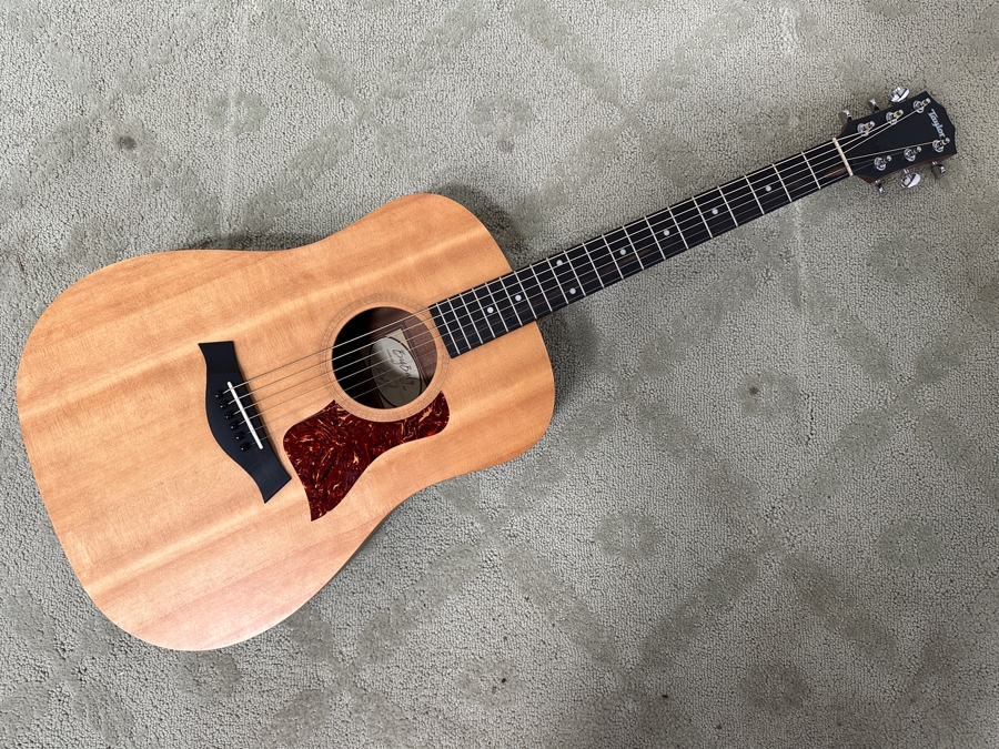 Taylor Big Baby Taylor BBT Acoustic Guitar S/N 2104200154 41'L [Photo 2]