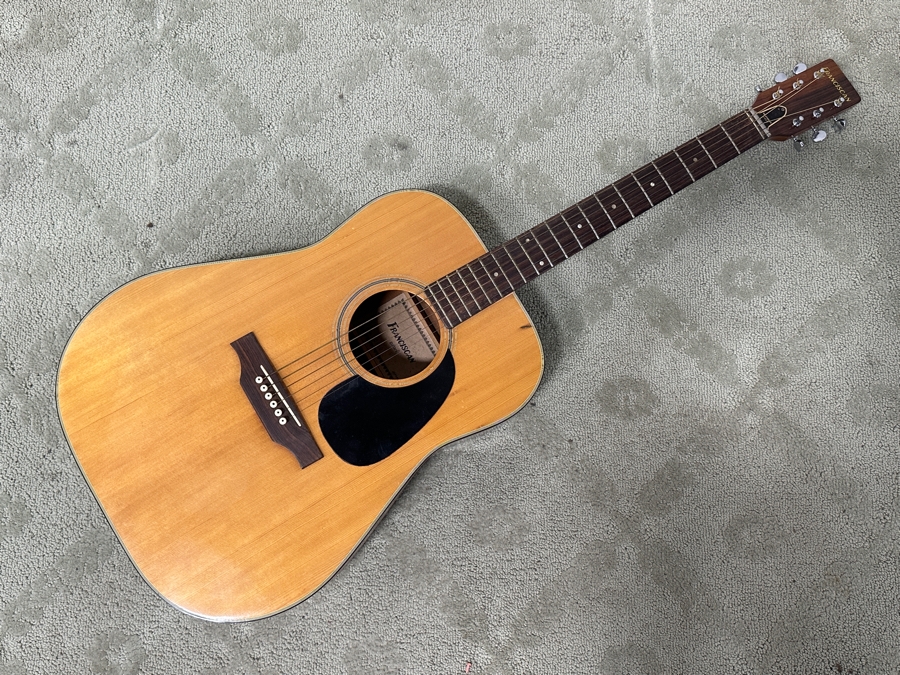 Franciscan Natural Finish Acoustic Guitar Model No. 6910 With Hard Guitar Case 41'L [Photo 2]