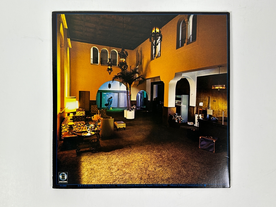 Eagles - Hotel California - Iconic Album Cover Featuring Sunset Over The Beverly Hills Hotel - Asylum Records 7E-1084 1976 Vinyl Record [Photo 3]
