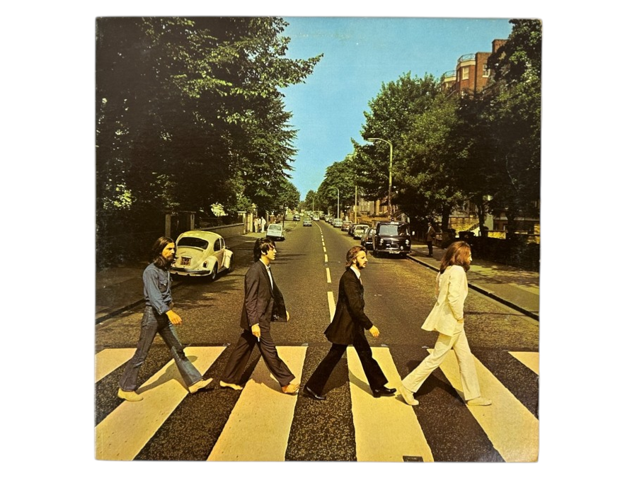 The Beatles - Abbey Road, Apple Records, SO-383, 1969 Iconic Photo Of The Band Crossing The Street Vinyl Record