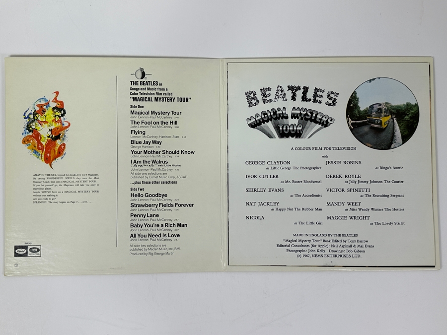 The Beatles - Magical Mystery Tour: Capitol Records SMAL 2835 1967 - Features A 24-Page Color Picture Book - Vinyl Record [Photo 2]