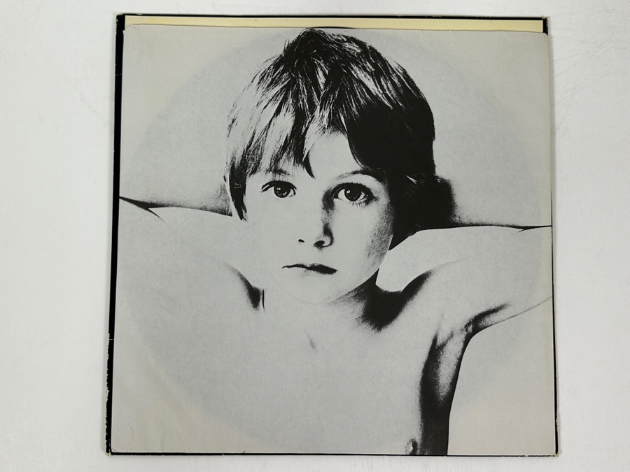 U2 - Boy - Island Records [ILPS 9646] 1980 Vinyl Record [Photo 3]