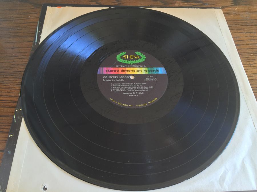 Gil Trythall ‎- Switched On Nashville (Country Moog) - Athena Records ‎- Athena 6003 [Photo 5]