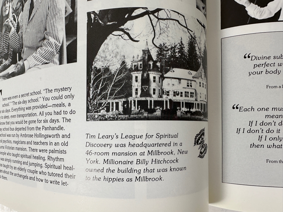 Just Added - SIGNED COPY Of Paperback Book The Summer Of Love: Haight-Ashbury At Its Highest. A Photographic Look At The Iconic 1967 Counterculture Movement, Featuring Key Figures And Events [Photo 10]