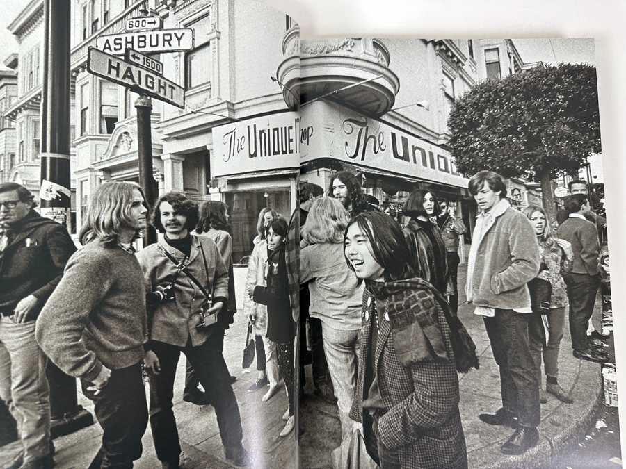 Just Added - 2014 First Edition Hardcover Book The Haight: Love, Rock And Revolution - Joel Selvin's Text And Jim Marshall's Iconic Photography [Photo 4]