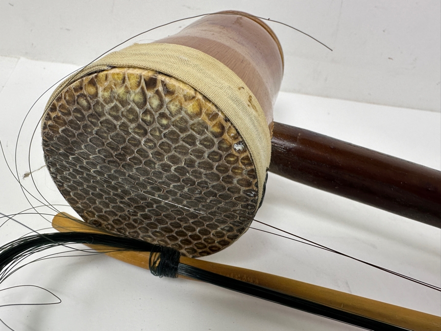 Just Added - Traditional Chinese Erhu 26'L [Photo 3]