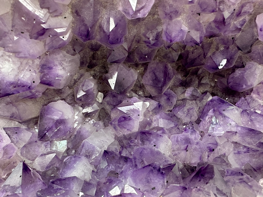 Just Added - Stunning Amethyst Geode 12.5'L [Photo 5]