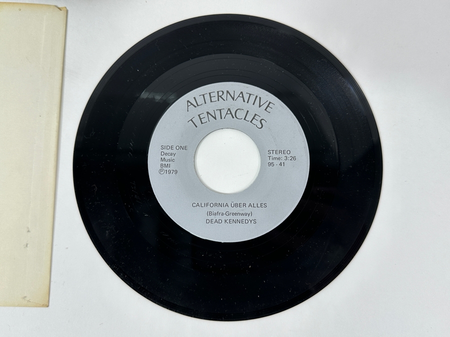 Just Added - Vintage 1979 Dead Kennedys 'California Uber Alles' Single Features A Gatefold Sleeve Alternative Tentacles 95-41 45 RPM Vinyl Record [Photo 4]