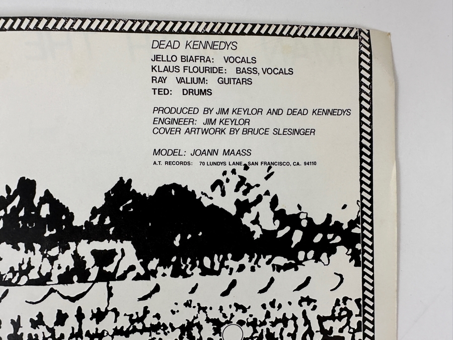 Just Added - Vintage 1979 Dead Kennedys 'California Uber Alles' Single Features A Gatefold Sleeve Alternative Tentacles 95-41 45 RPM Vinyl Record [Photo 10]