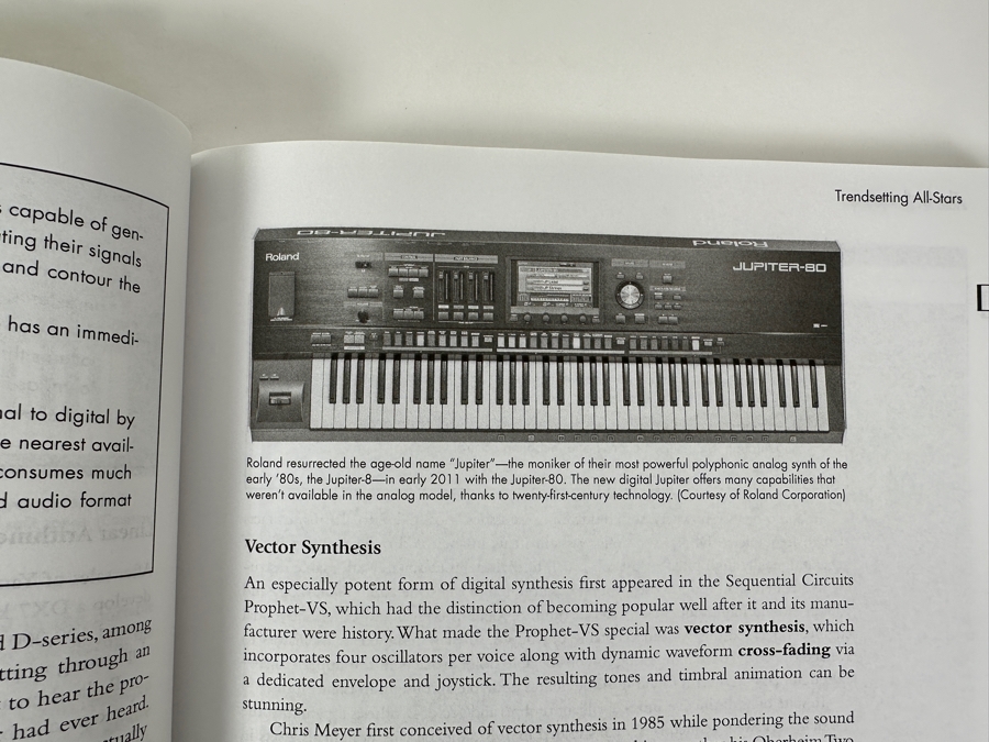Just Added - 2014 Softcover Book 'The Synthesizer' By Mark Vail - A Comprehensive Guide For Understanding, Programming, Playing, And Recording The Ultimate Electronic Music Instrument [Photo 7]